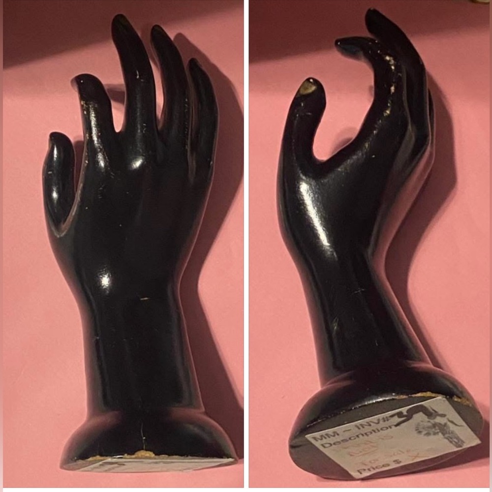 Vintage Small Black Display Hand #7135 ☝️ BEST PRICE